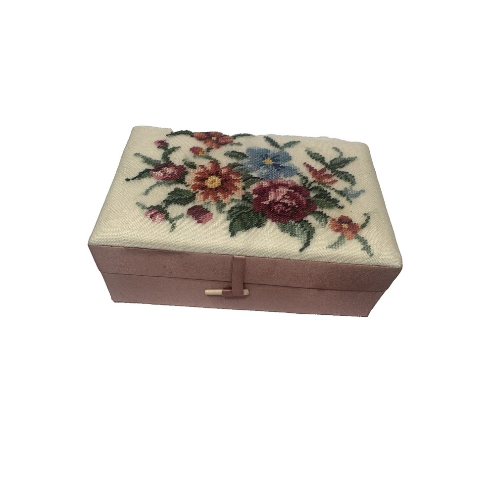 small vintage jewelry box embroidered top flowers‎ floral